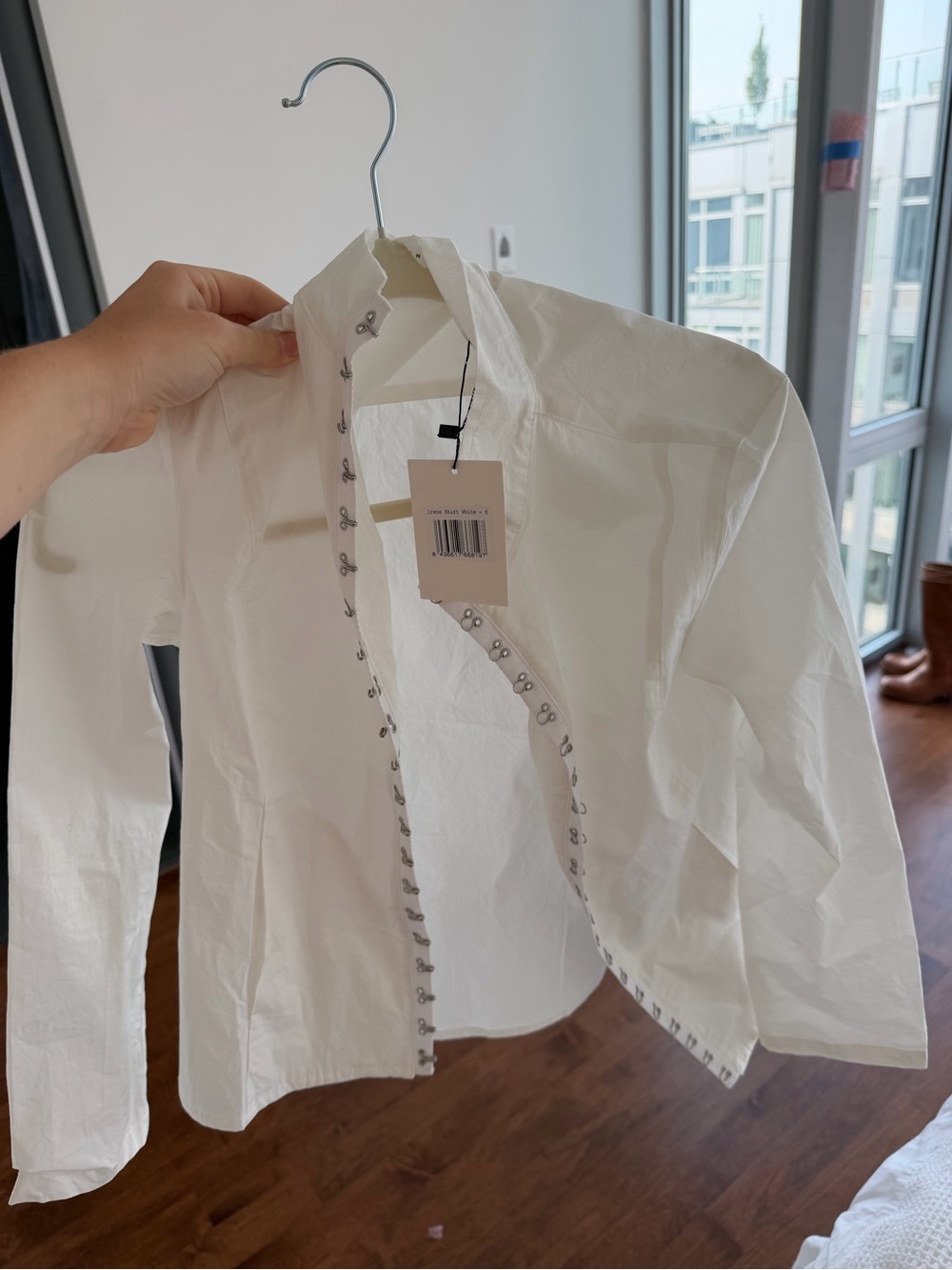 White Hook-Trim Women's Blouse